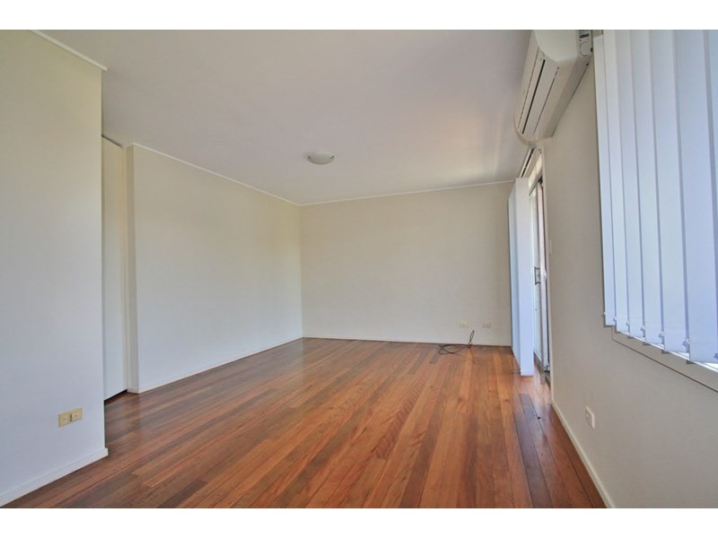 1/36 Chaucer Street, Moorooka QLD 4105