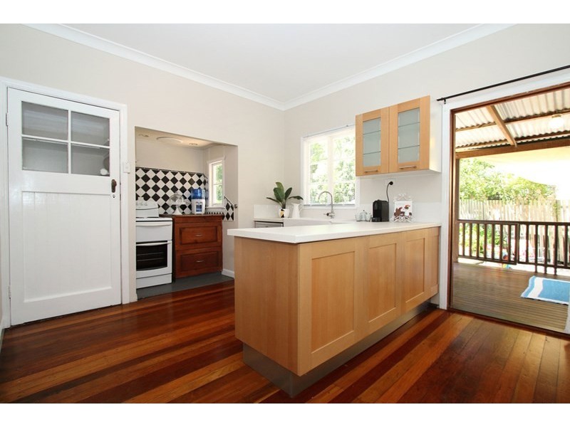 5 Digby Street, Holland Park QLD 4121