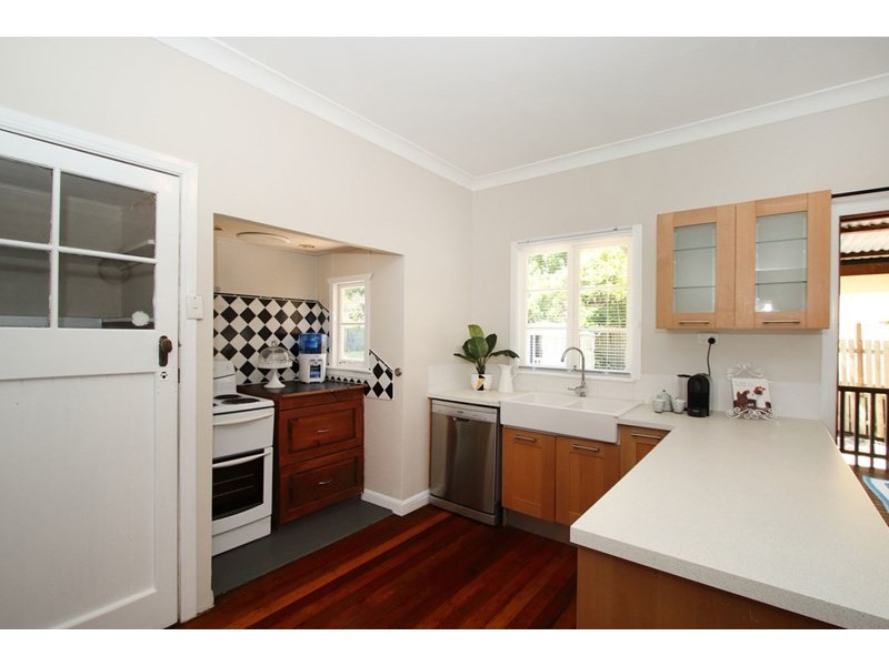 5 Digby Street, Holland Park QLD 4121