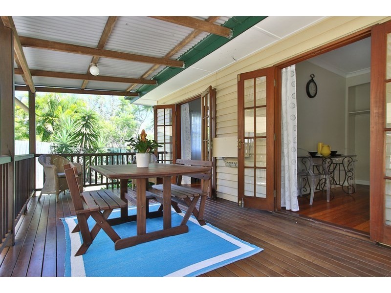 5 Digby Street, Holland Park QLD 4121