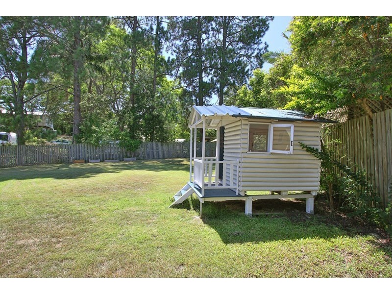 5 Digby Street, Holland Park QLD 4121