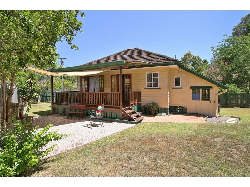 5 Digby Street, Holland Park QLD 4121