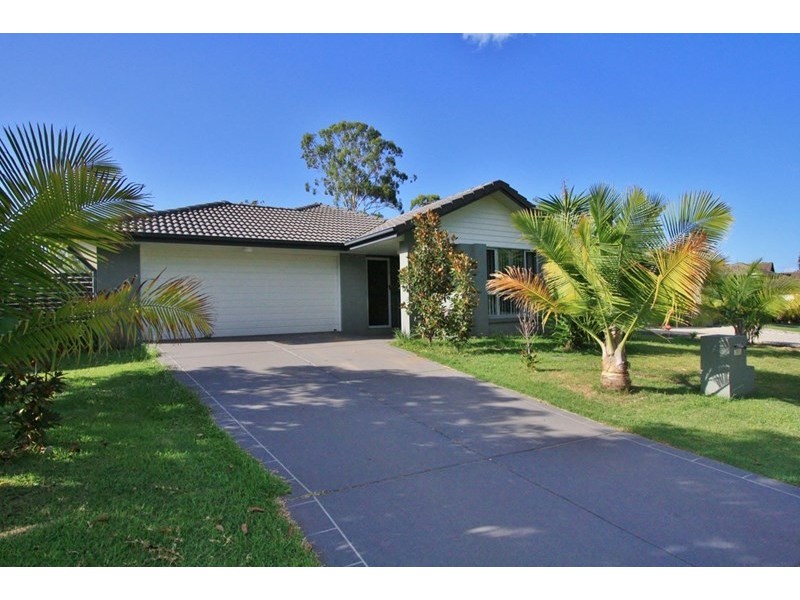 81 Cardena Drive, Augustine Heights QLD 4300