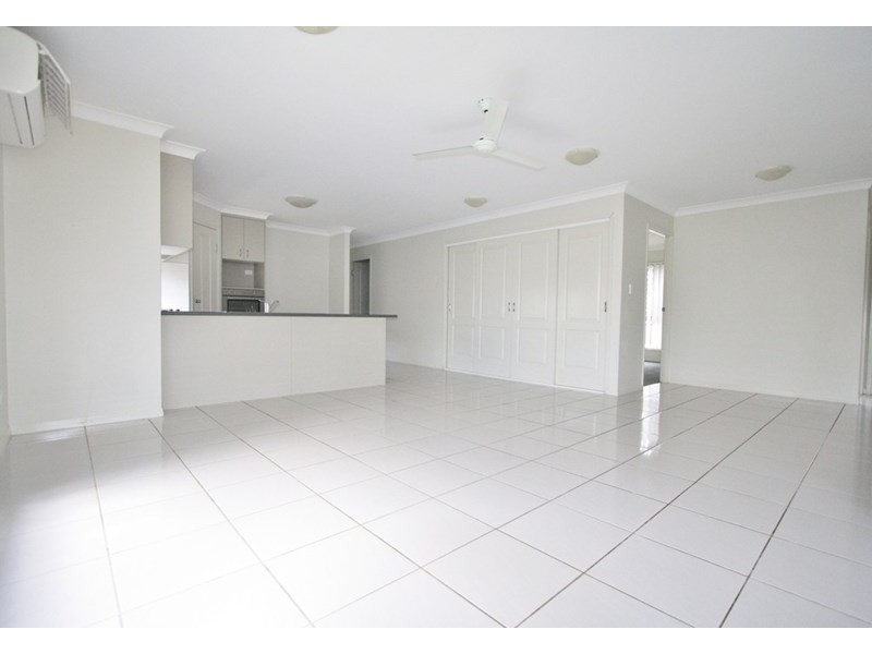 81 Cardena Drive, Augustine Heights QLD 4300