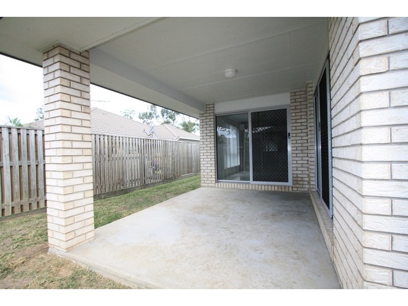 81 Cardena Drive, Augustine Heights QLD 4300