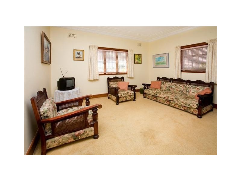 523 Old Cleveland Road, Camp Hill QLD 4152