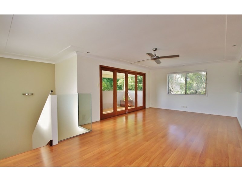 20 Passchendaele Street, Tarragindi QLD 4121