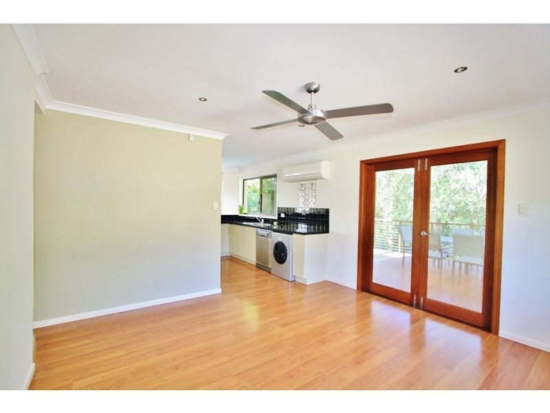 20 Passchendaele Street, Tarragindi QLD 4121