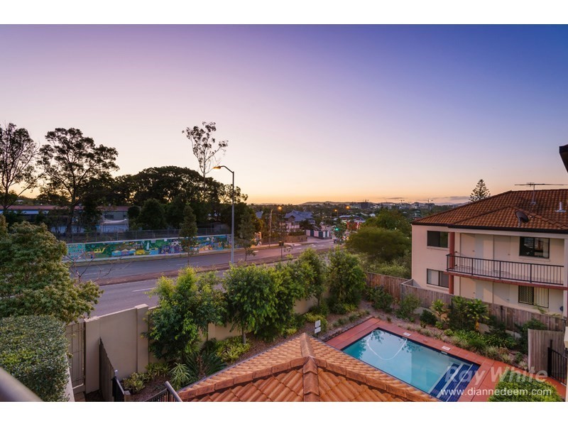 28/15 Dansie Street, Greenslopes QLD 4120