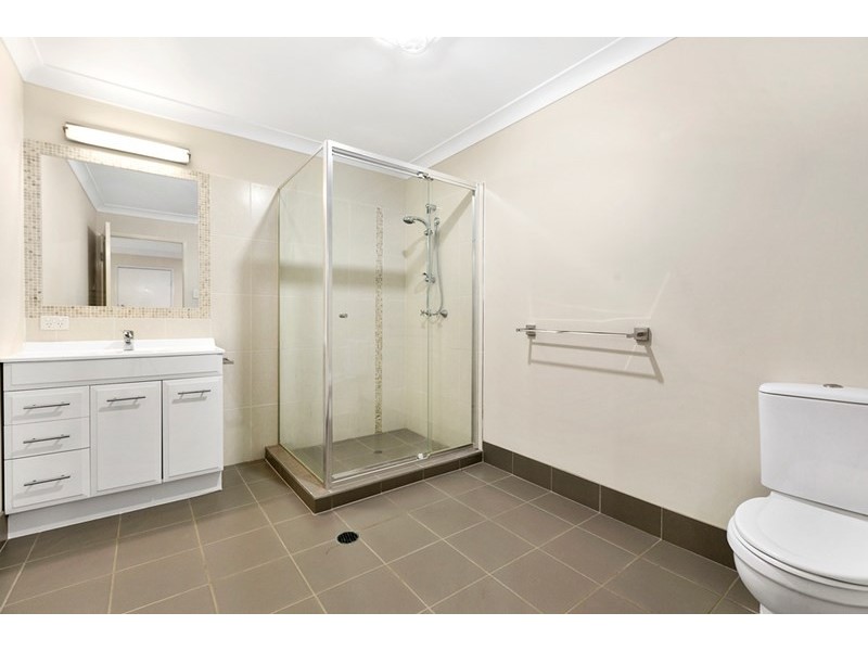 52 Latimer Street, Holland Park QLD 4121