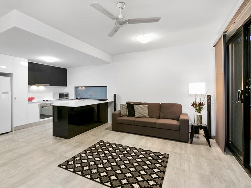 7/35 Crown Street, Holland Park West QLD 4121