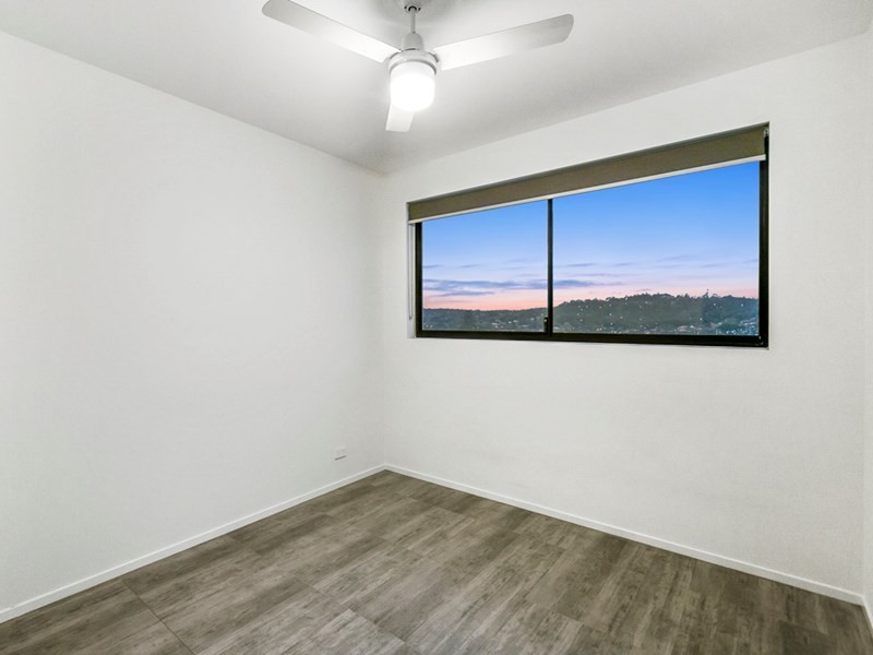 7/35 Crown Street, Holland Park West QLD 4121