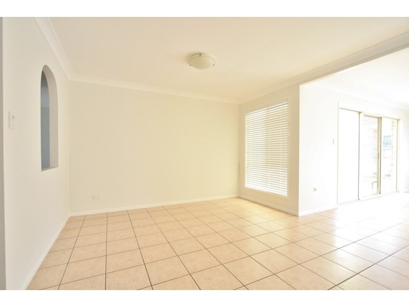 13 Lindeman Place, Eight Mile Plains QLD 4113