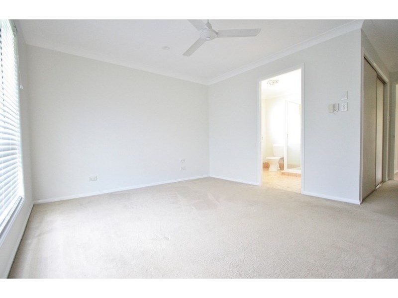 13 Lindeman Place, Eight Mile Plains QLD 4113