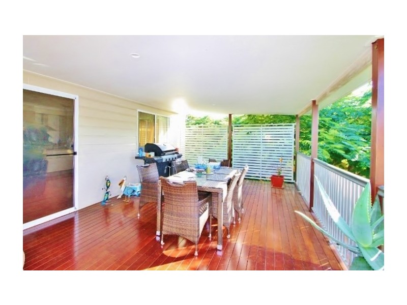 30 Harold Street, Holland Park QLD 4121