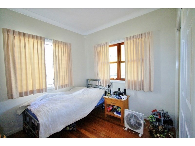 30 Harold Street, Holland Park QLD 4121