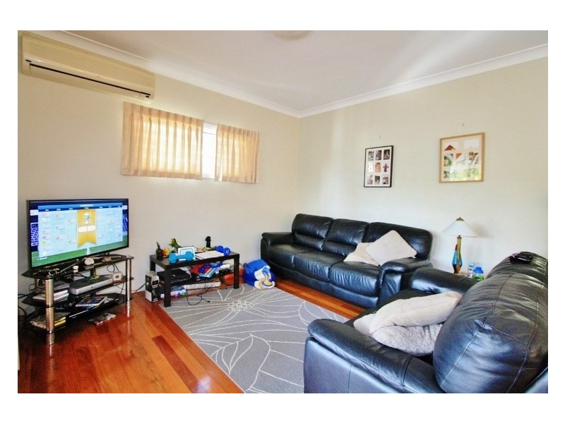 30 Harold Street, Holland Park QLD 4121