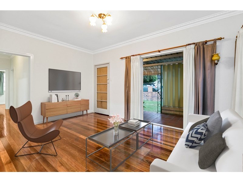 50 Broadwater Road, Mount Gravatt East QLD 4122