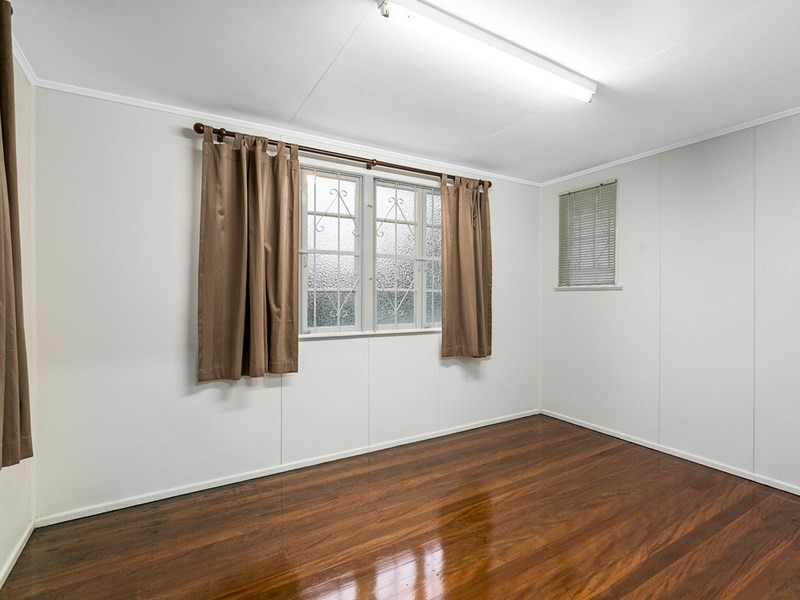 50 Broadwater Road, Mount Gravatt East QLD 4122