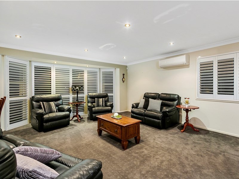 9 Monnow Place, Carina QLD 4152