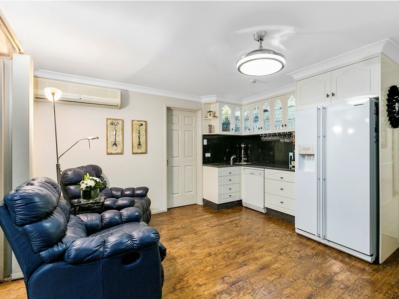 9 Monnow Place, Carina QLD 4152