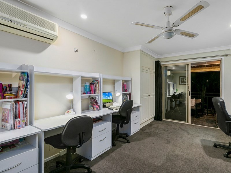 9 Monnow Place, Carina QLD 4152