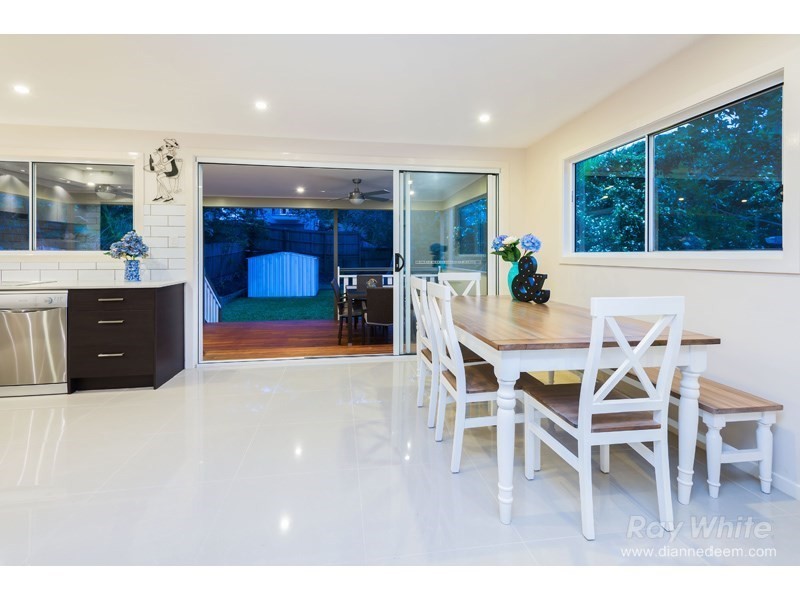 295 Nursery Road, Holland Park QLD 4121