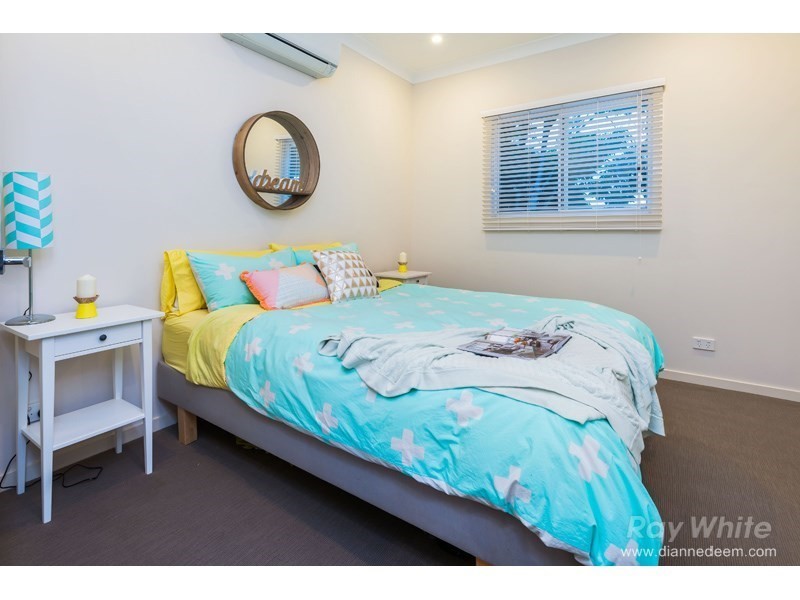 295 Nursery Road, Holland Park QLD 4121