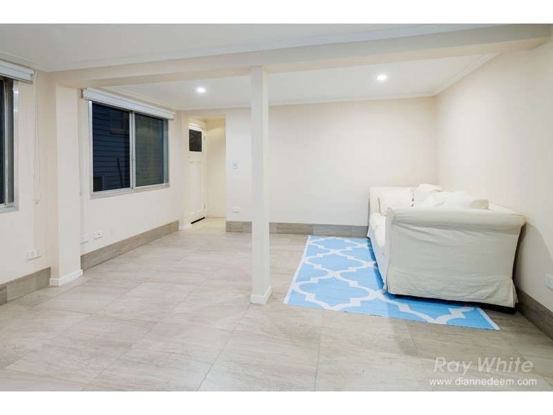 295 Nursery Road, Holland Park QLD 4121