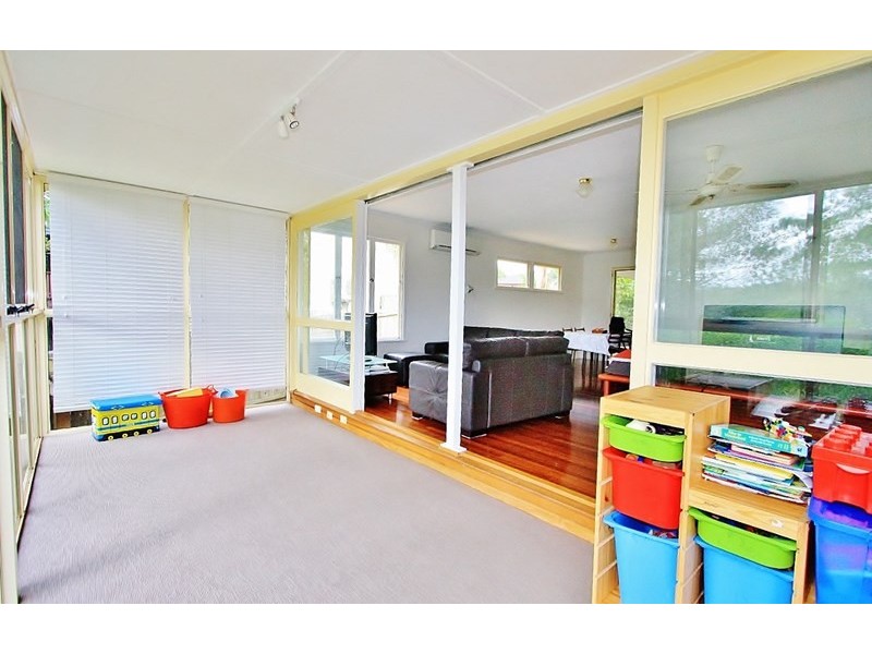 7 Baloo Street, Holland Park West QLD 4121