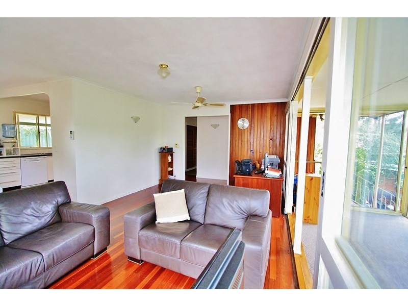 7 Baloo Street, Holland Park West QLD 4121