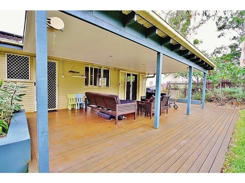 7 Baloo Street, Holland Park West QLD 4121