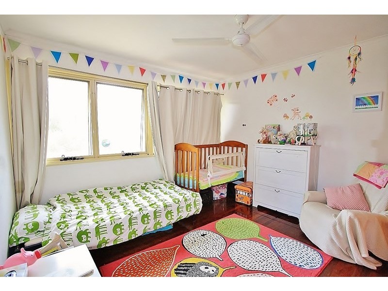 7 Baloo Street, Holland Park West QLD 4121