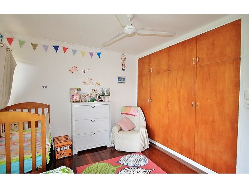 7 Baloo Street, Holland Park West QLD 4121