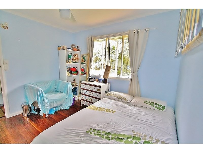 7 Baloo Street, Holland Park West QLD 4121