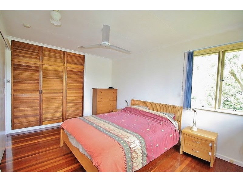 7 Baloo Street, Holland Park West QLD 4121