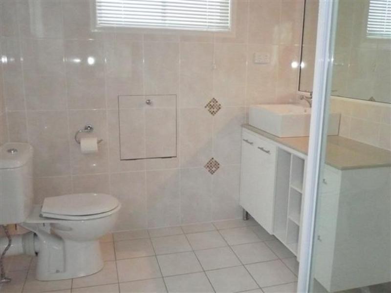 84 Goorari Street, Eight Mile Plains QLD 4113