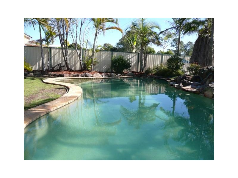 84 Goorari Street, Eight Mile Plains QLD 4113