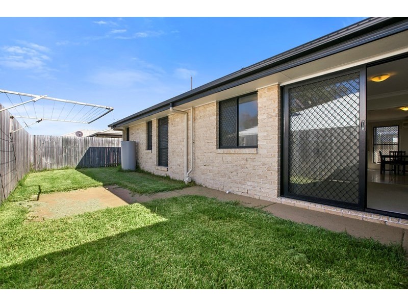 45 Lexey Crescent, Wakerley QLD 4154