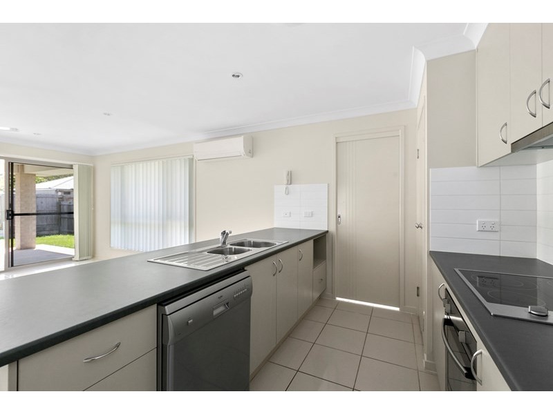 13 Surwold Way, Loganlea QLD 4131