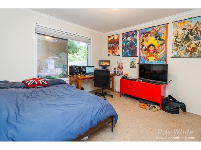 11 Nardie Street, Eight Mile Plains QLD 4113