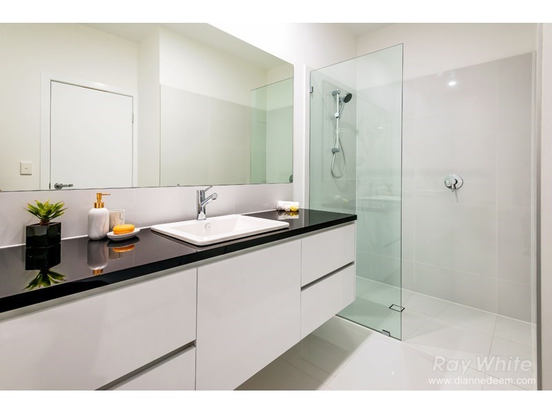 1 Roblyn Street, Mount Gravatt QLD 4122