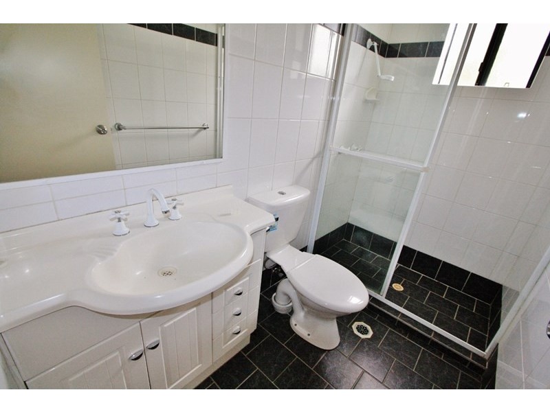 28/15 Dansie Street, Greenslopes QLD 4120