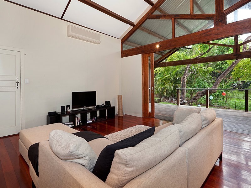 16 Harlen Road, Salisbury QLD 4107