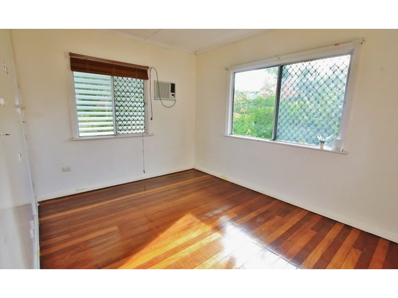 25 Vanburgh Street, Mount Gravatt QLD 4122