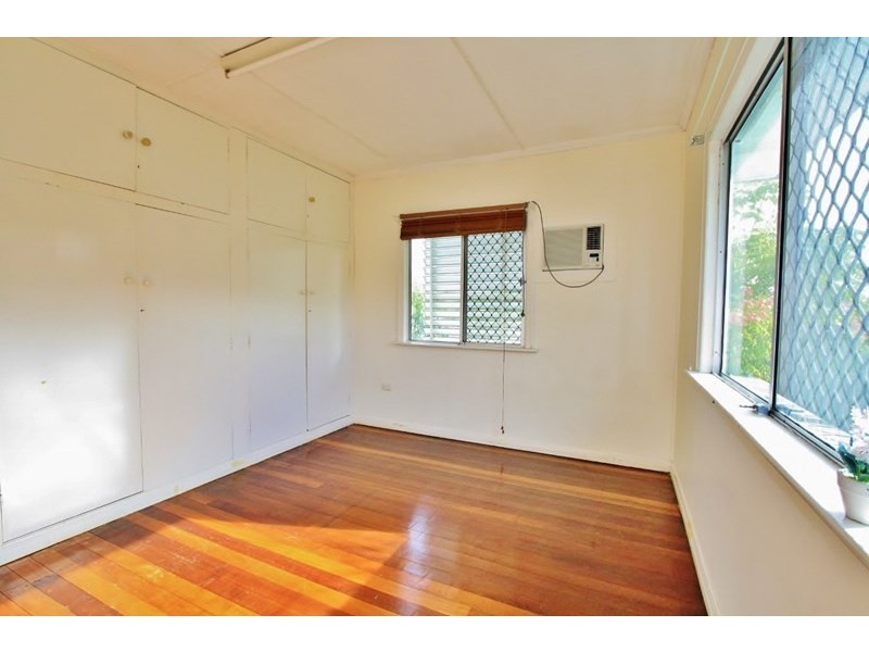 25 Vanburgh Street, Mount Gravatt QLD 4122