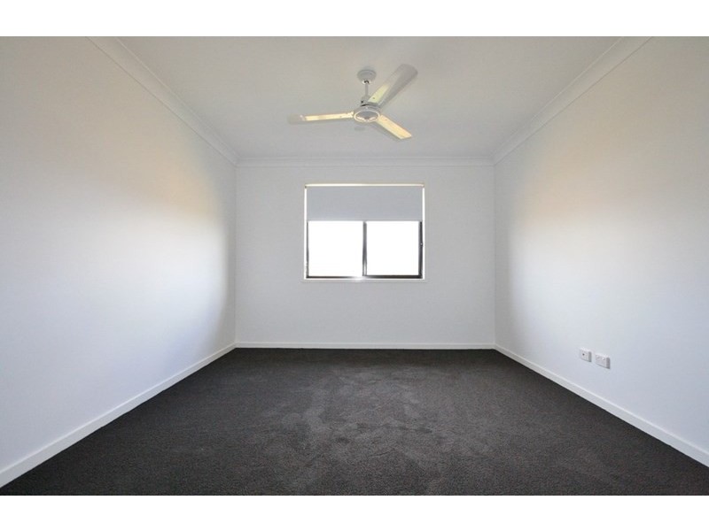 27 Augusta Boulevard, Pimpama QLD 4209