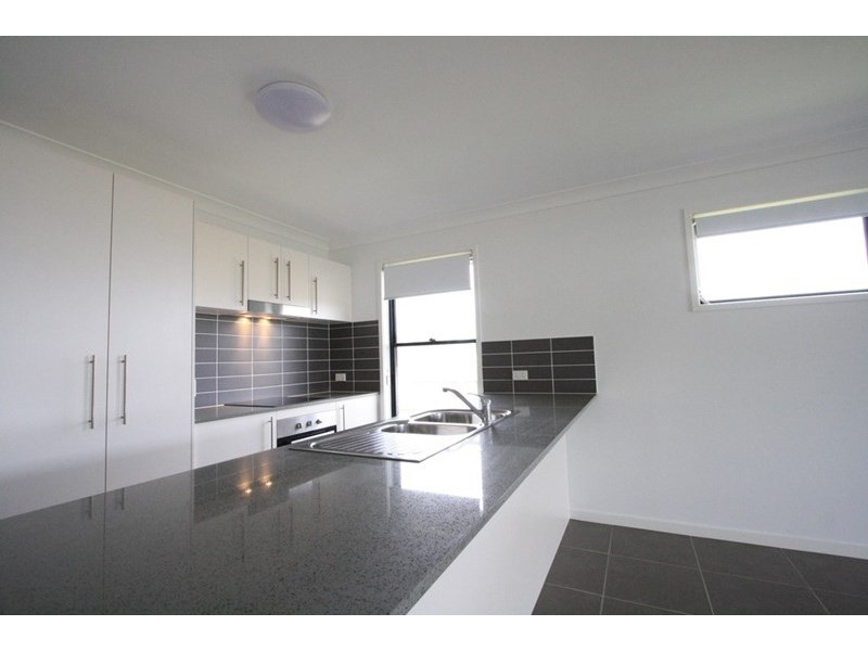 27 Augusta Boulevard, Pimpama QLD 4209