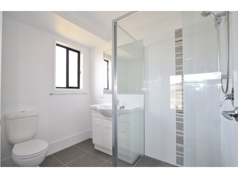 27 Augusta Boulevard, Pimpama QLD 4209