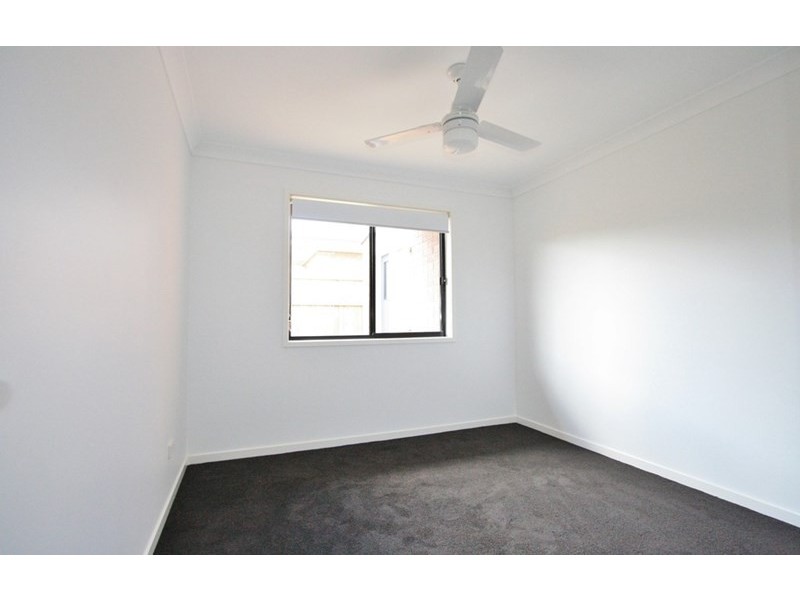 27 Augusta Boulevard, Pimpama QLD 4209